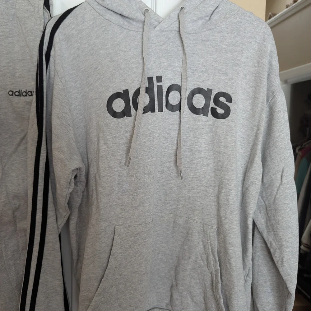 BUNDLE Adidas Light Gray Sweat Set - Picture 3 of 8
